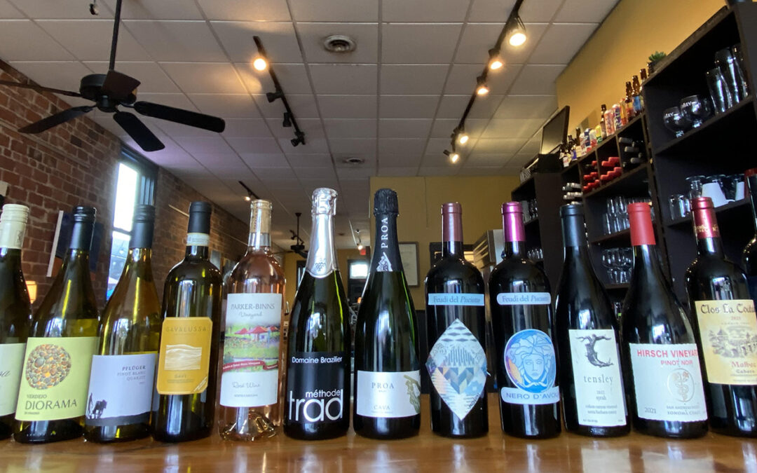 5 Reasons Wine Down Is the Best Bar in Brevard, NC